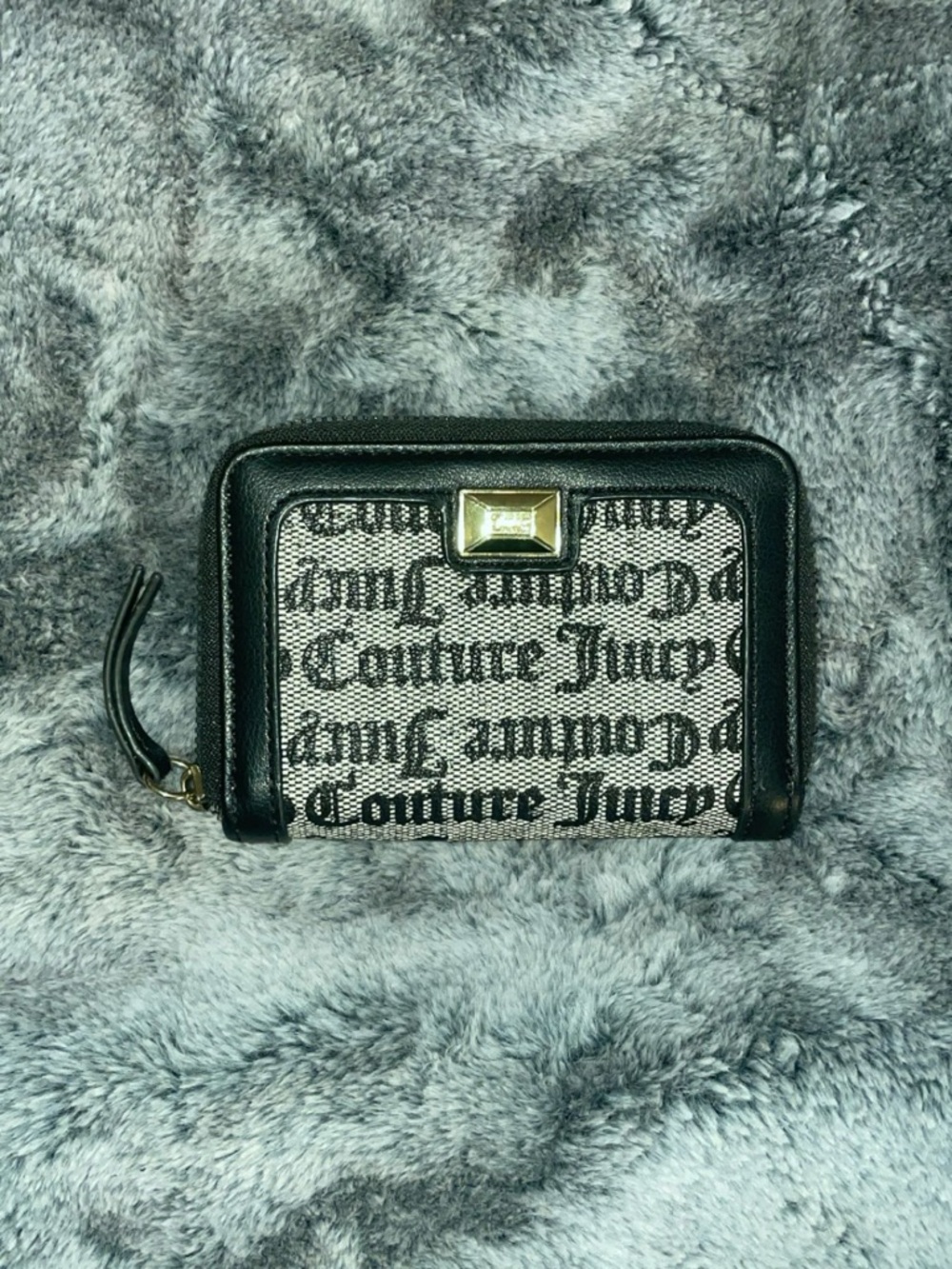 Juicy Couture Black & Ivory Script Logo Zip Wallet